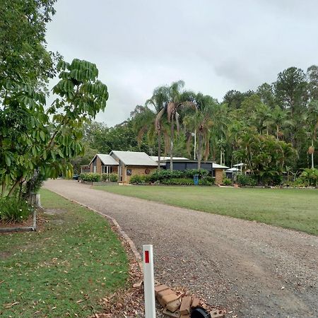 Tukawyl Retreat Landsborough Bed & Breakfast Exterior foto